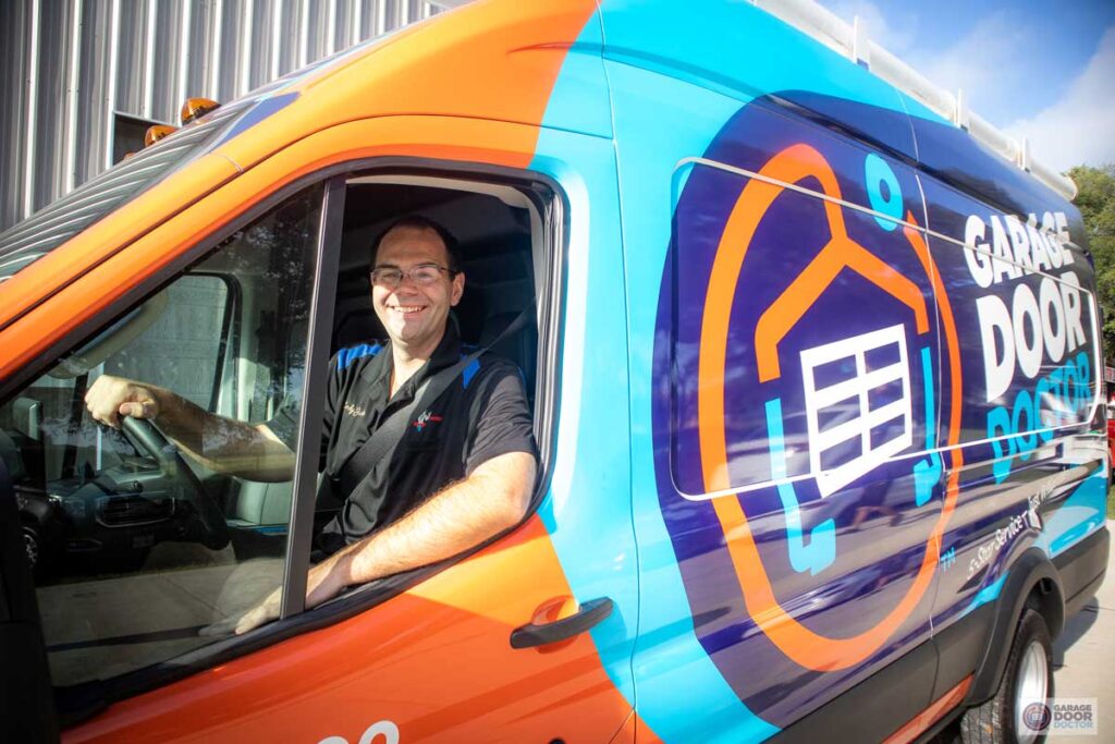 garage door doctor roller repair and replacement service areas